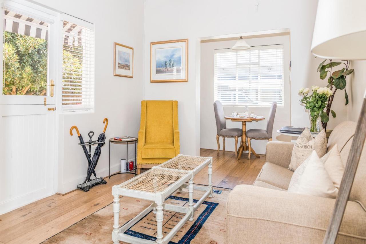 Petit Ermitage Bed & Breakfast Franschhoek Dış mekan fotoğraf