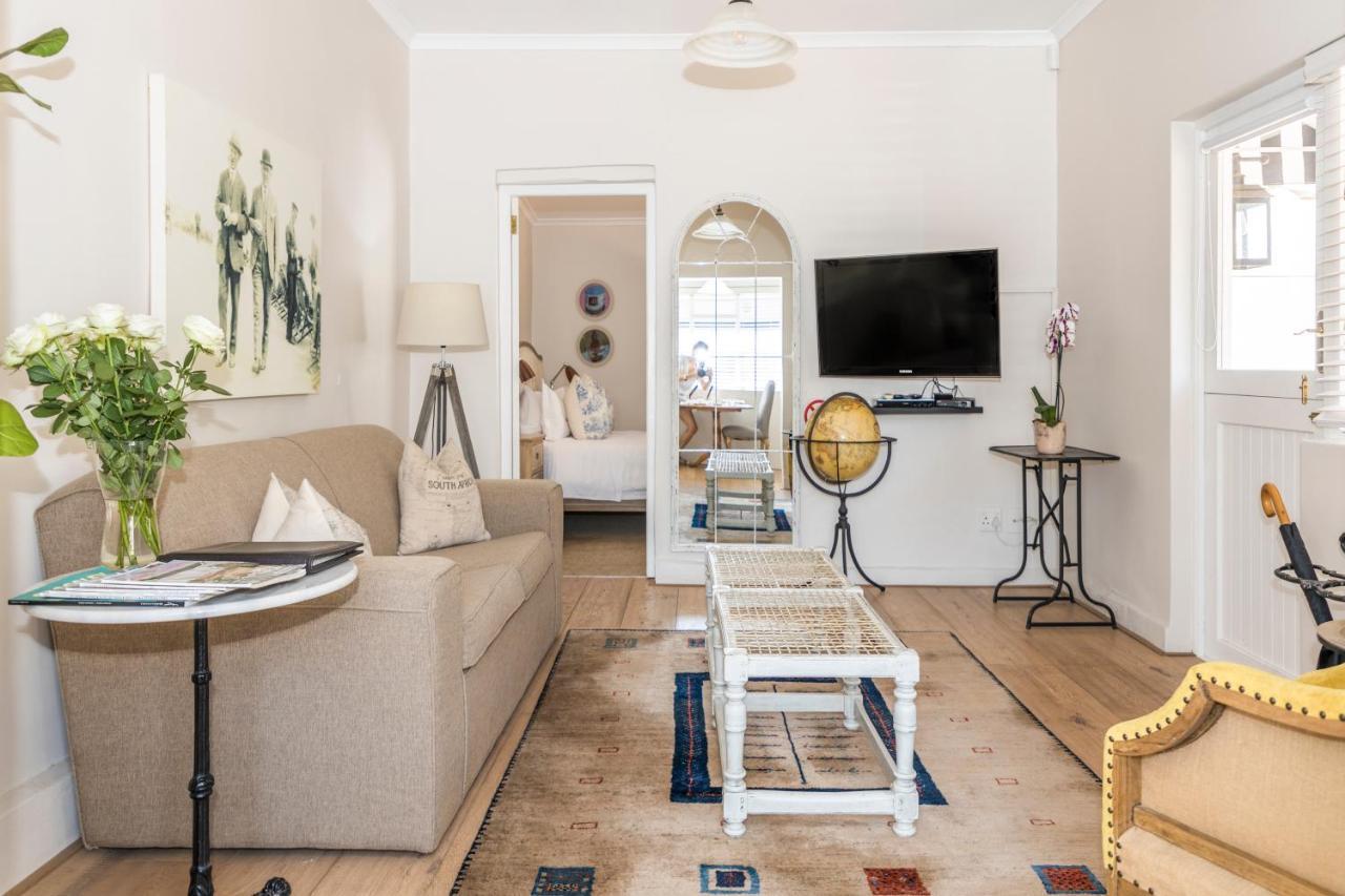 Petit Ermitage Bed & Breakfast Franschhoek Dış mekan fotoğraf