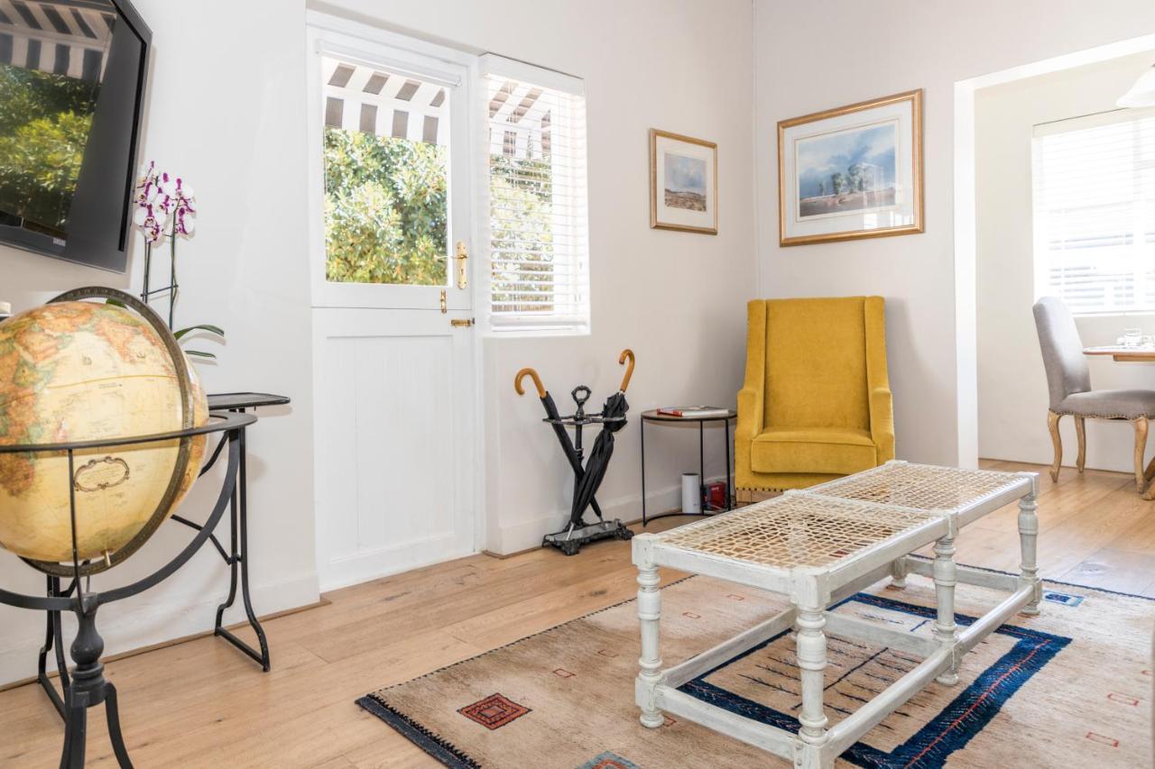 Petit Ermitage Bed & Breakfast Franschhoek Dış mekan fotoğraf