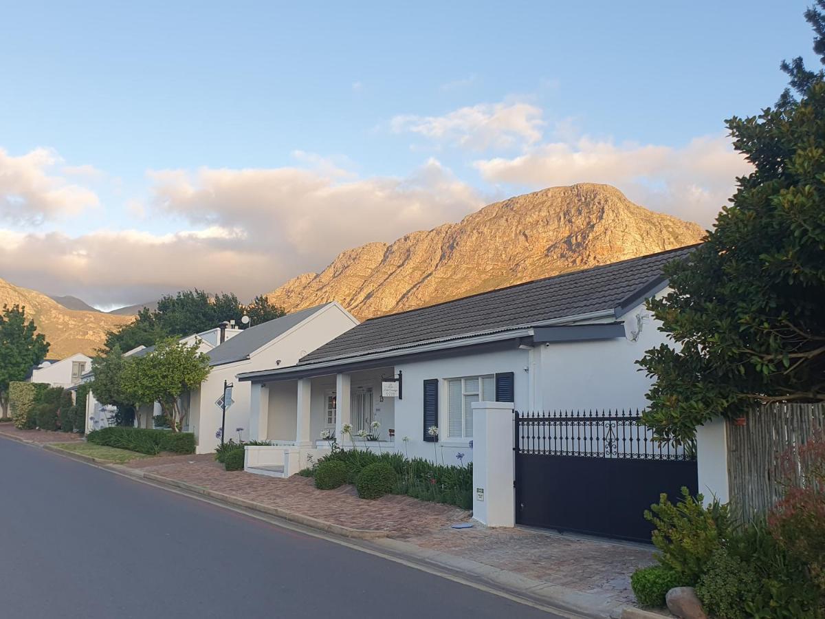 Petit Ermitage Bed & Breakfast Franschhoek Dış mekan fotoğraf